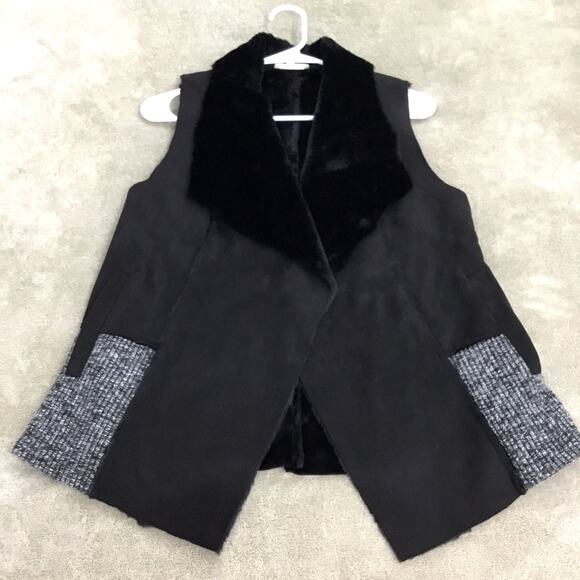 Mystree Jackets & Blazers - MYSTREE Black Faux Fur Vest Stylish Mid-Length Sz S